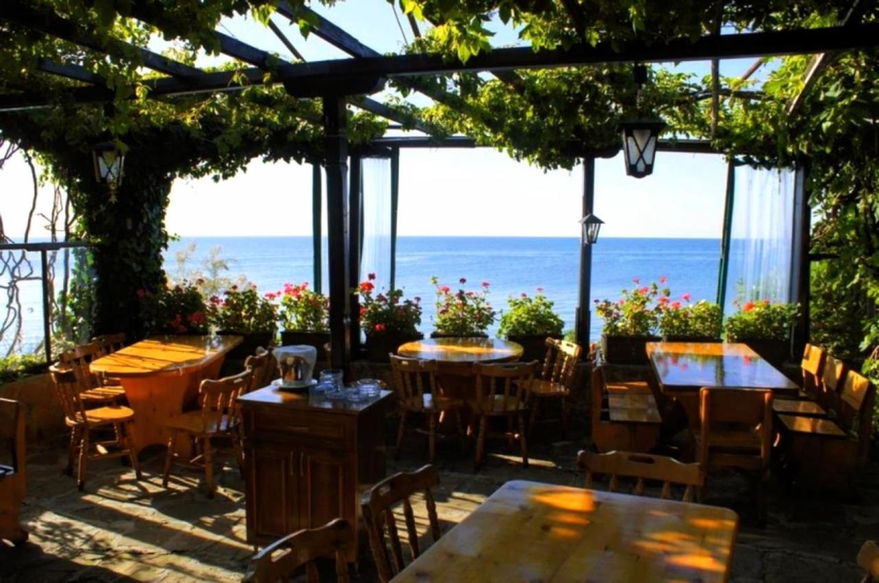 Apollon-7 Family Apartment Nesebar Bagian luar foto